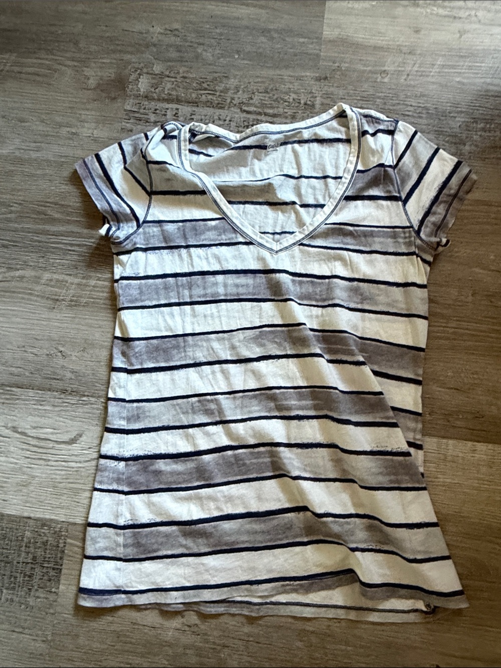 GAP White V-Neck Short Sleeve Tee with Navy Stripes